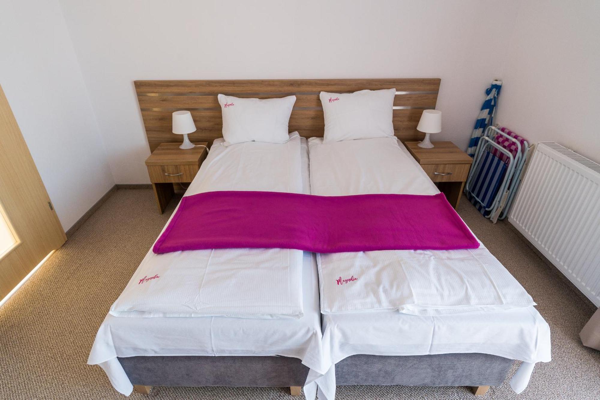 Magnolia Pokoje I Apartamenty Dębki Zewnętrze zdjęcie