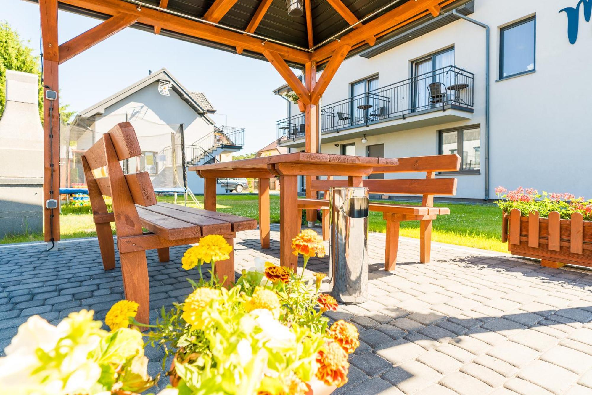 Magnolia Pokoje I Apartamenty Dębki Zewnętrze zdjęcie